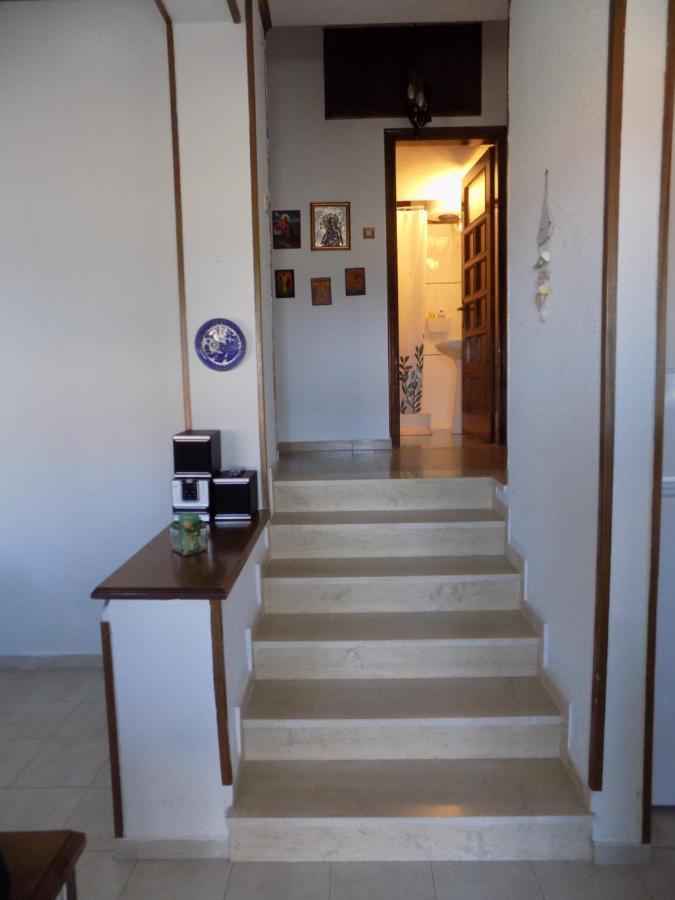 Feel At Home Keramidhion Exterior photo